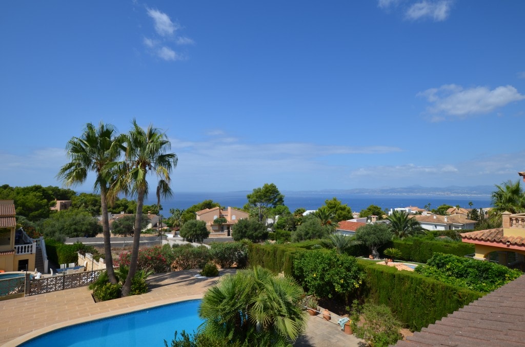 buy and sell house Mallorca